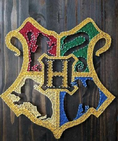 Von Larissa: Selbstgemachtes Hogwarts Wappen